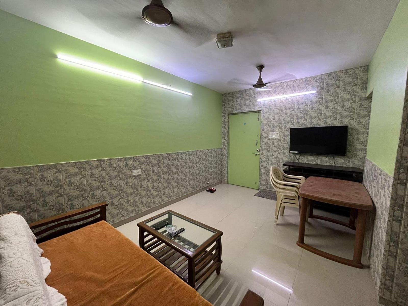 Galaxy Apartment Mumbai Exterior foto